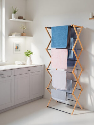 4 TIER CLOTH RACK