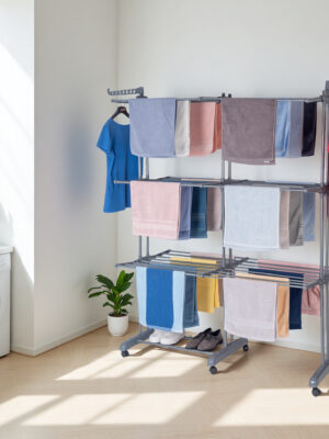 INDOOR CLOTH RACK